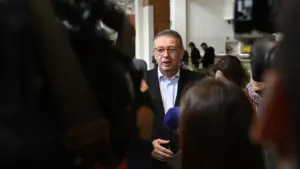 Plus de 300 catholiques souscrivent à un manifeste de soutien à Seguro: "Valeurs"