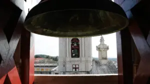 Premier Congrès Mondial de Carillon au Portugal a lieu en juin.
