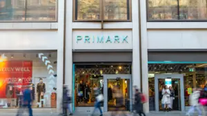 Primark se renforce au Moyen-Orient avec des ouvertures à Dubaï, Bahreïn et au Qatar.