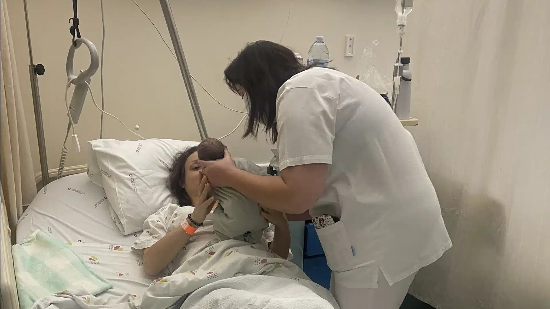 Rafael devait naître en février, mais il est finalement devenu le bébé de l'année à Leiria.