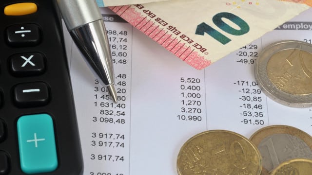 Retenue à la source de l'IRP: Qu'est-ce que c'est et quel est son impact sur votre salaire.