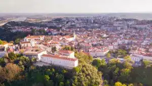 Santarém avec des centres d'accueil actifs jusqu'à la stabilisation de l'énergie