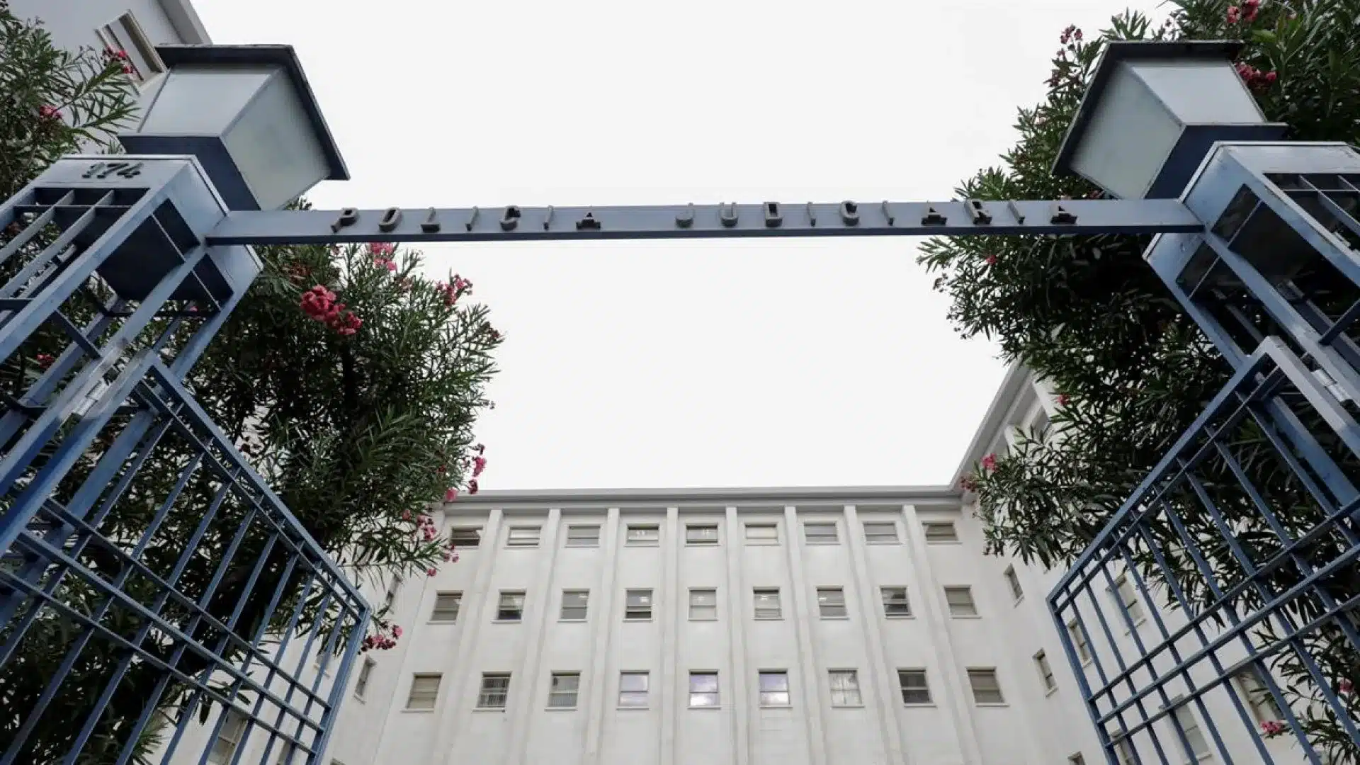 Sintra : Arrêté après avoir volé 36 000 euros au travail et incendié le bureau.