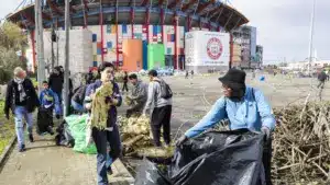 Toutes les mains et toutes les langues comptent pour le nettoyage de la ville de Leiria.
