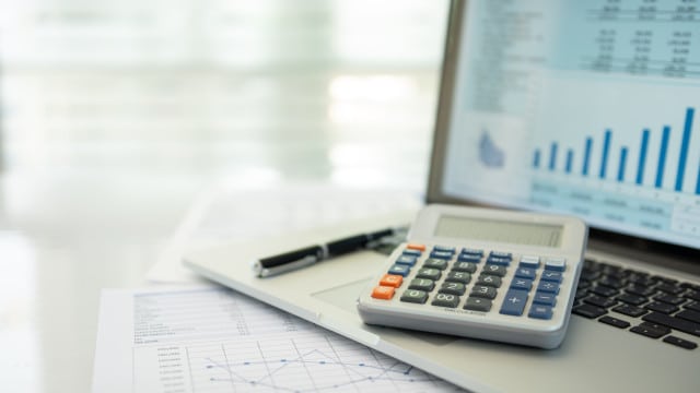 Travail à reçus? Il y a deux déclarations à soumettre ce mois