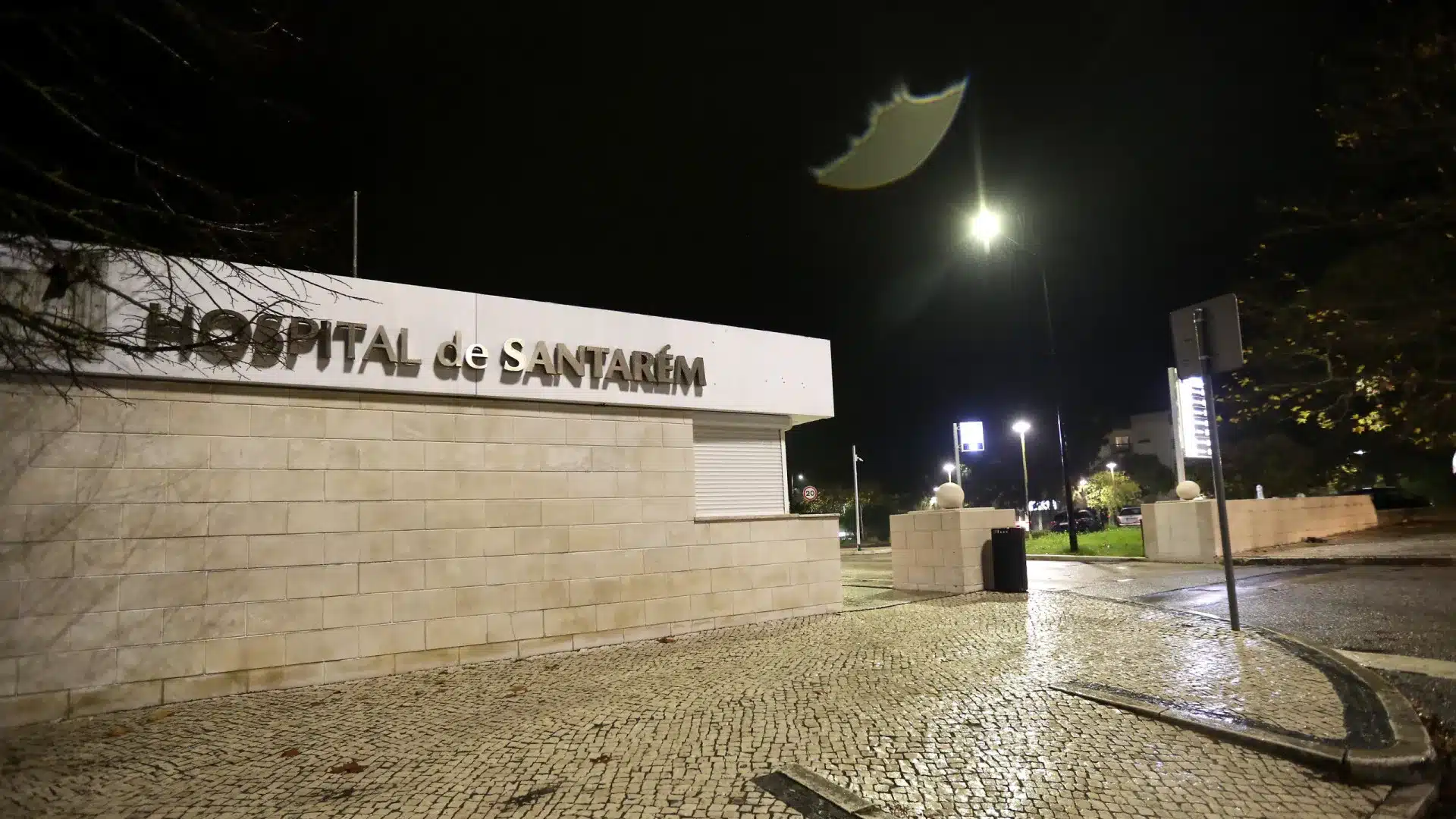 Un homme de 82 ans meurt après sept heures d'attente à l'hôpital de Santarém.