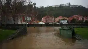 4.500 clients d'E-Redes sans électricité dans la zone la plus touchée par la dépression.