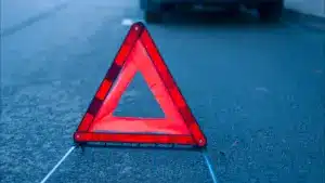 Accident impliquant trois véhicules coupe la circulation sur l'IC19 en direction de Lisbonne-Sintra.