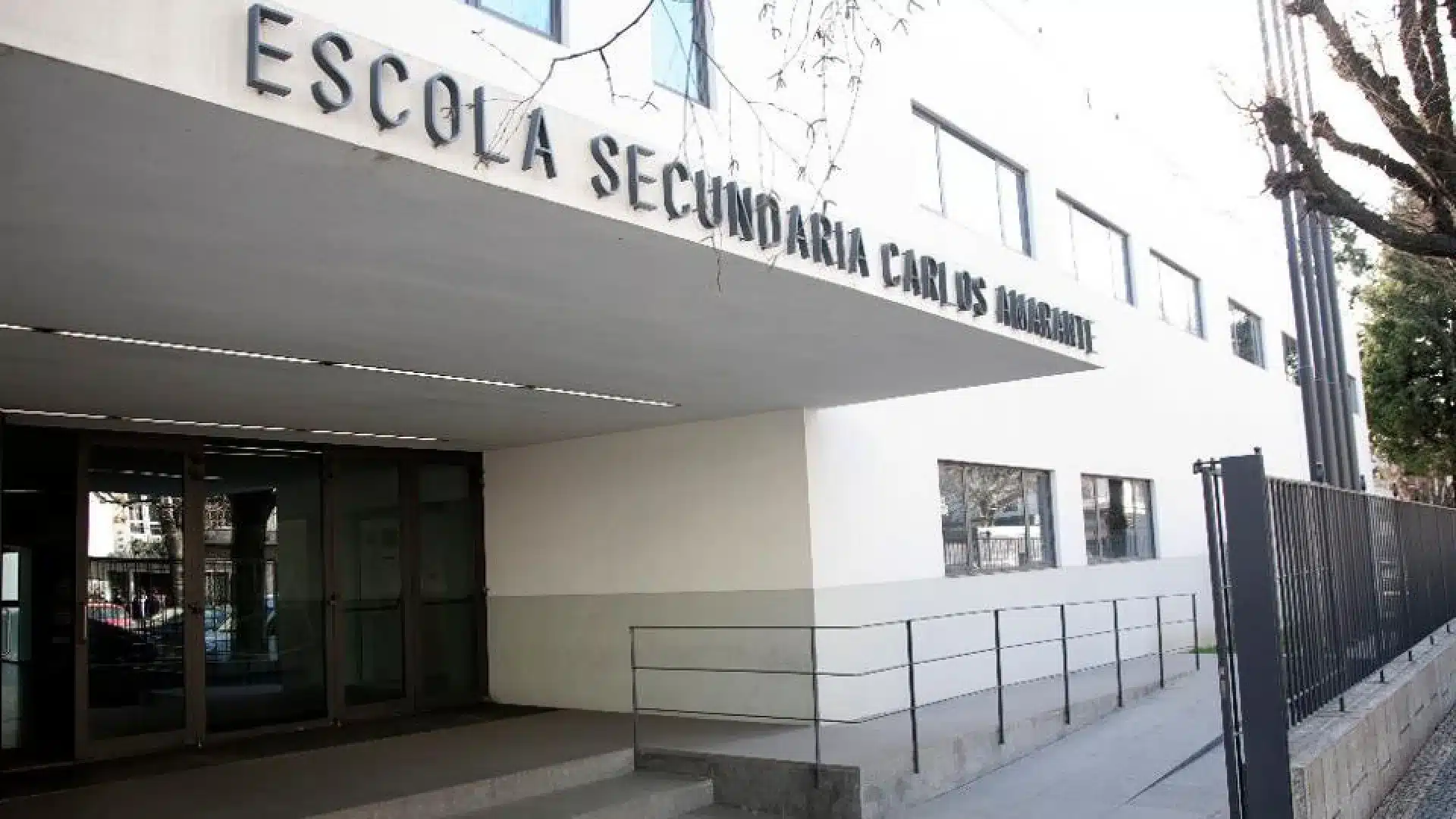 Adolescent de 15 ans agressé à Braga, acte filmé et diffusé sur les réseaux.