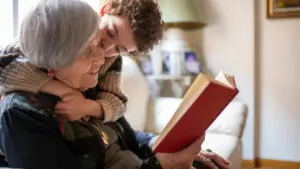 Aider à reconstruire. 10 livres pour expliquer la solidarité aux enfants