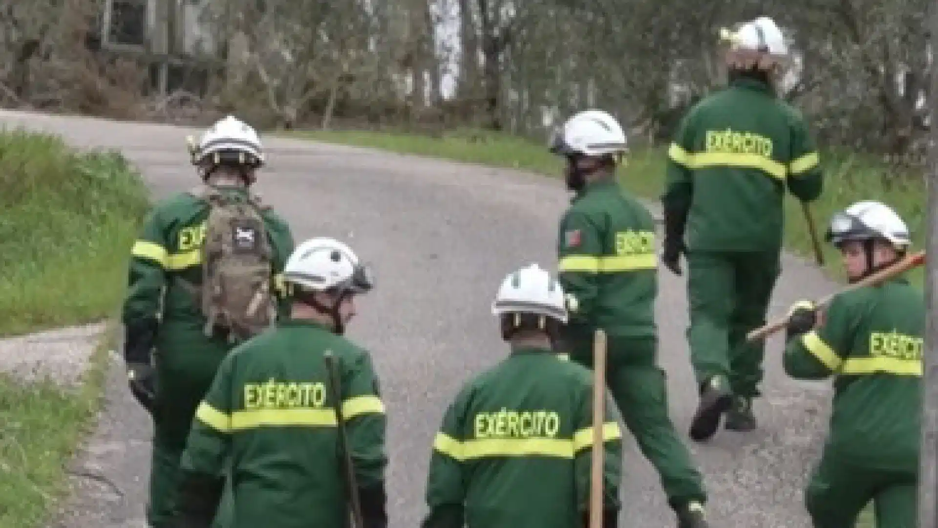 Armée avec 1 648 militaires dans 41 communes de 12 districts