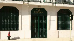 Attention ! Cette entité n'a pas l'autorisation de la Banque du Portugal.