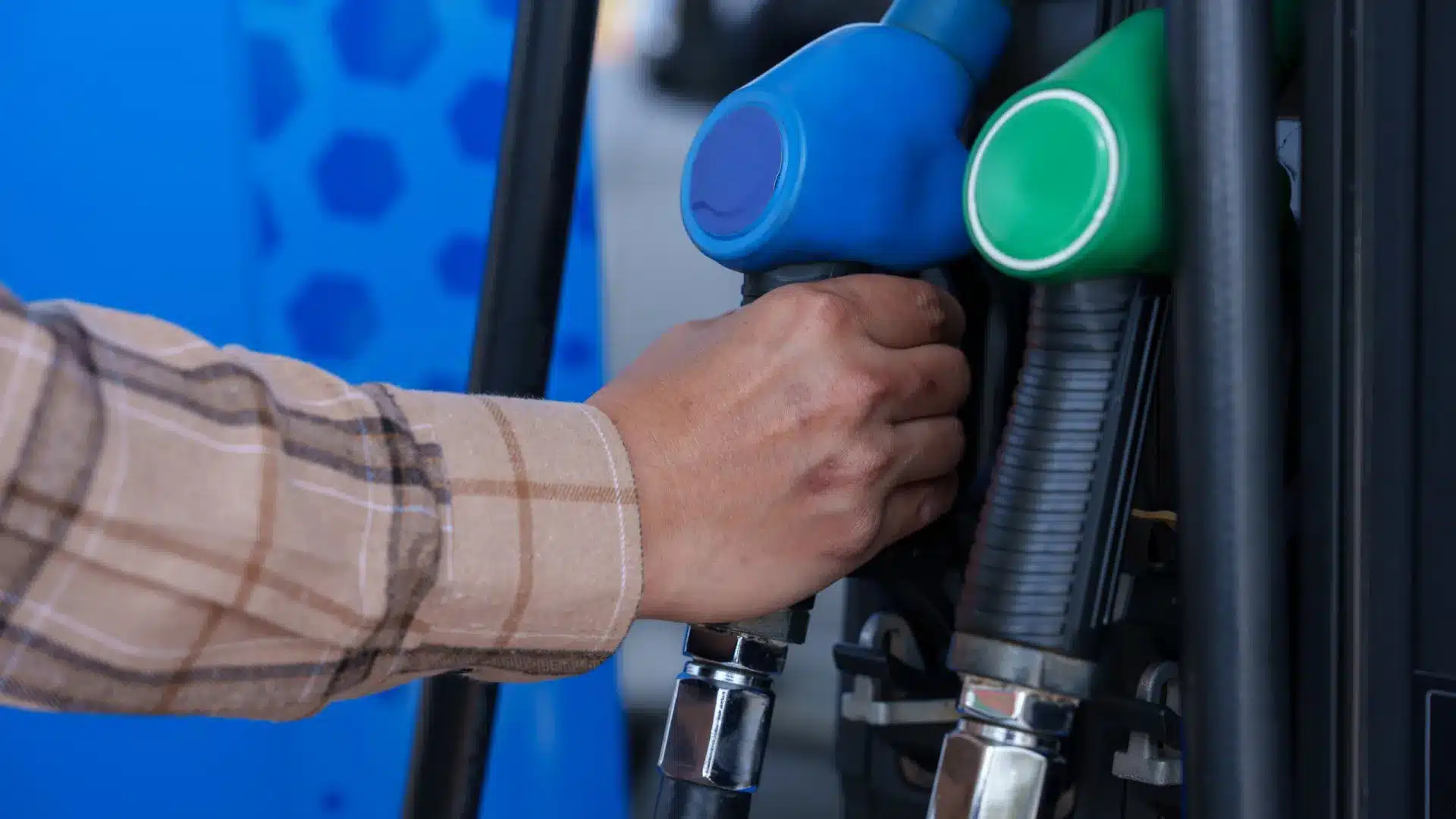 Ce qui arrive aux combustibles la semaine prochaine : un monte, l'autre reste stable