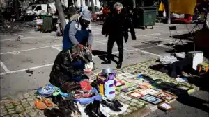 Château S. Jorge, Feira da Ladra et cimetières fermés le week-end.