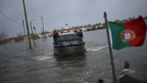 Coimbra prête à évacuer encore 9 000 personnes en cas de pic de crue.