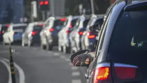 Collision entre trois véhicules coupe la circulation sur l'IP3 à Tondela.