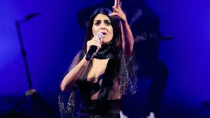 Cuca Roseta distinguée par l'Ordre des Arts et des Lettres du gouvernement français