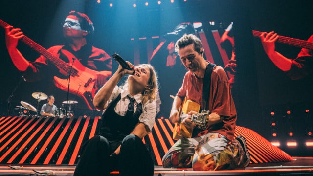 David Fonseca sort un single issu d'une vieille cassette. Un nouvel album arrive.