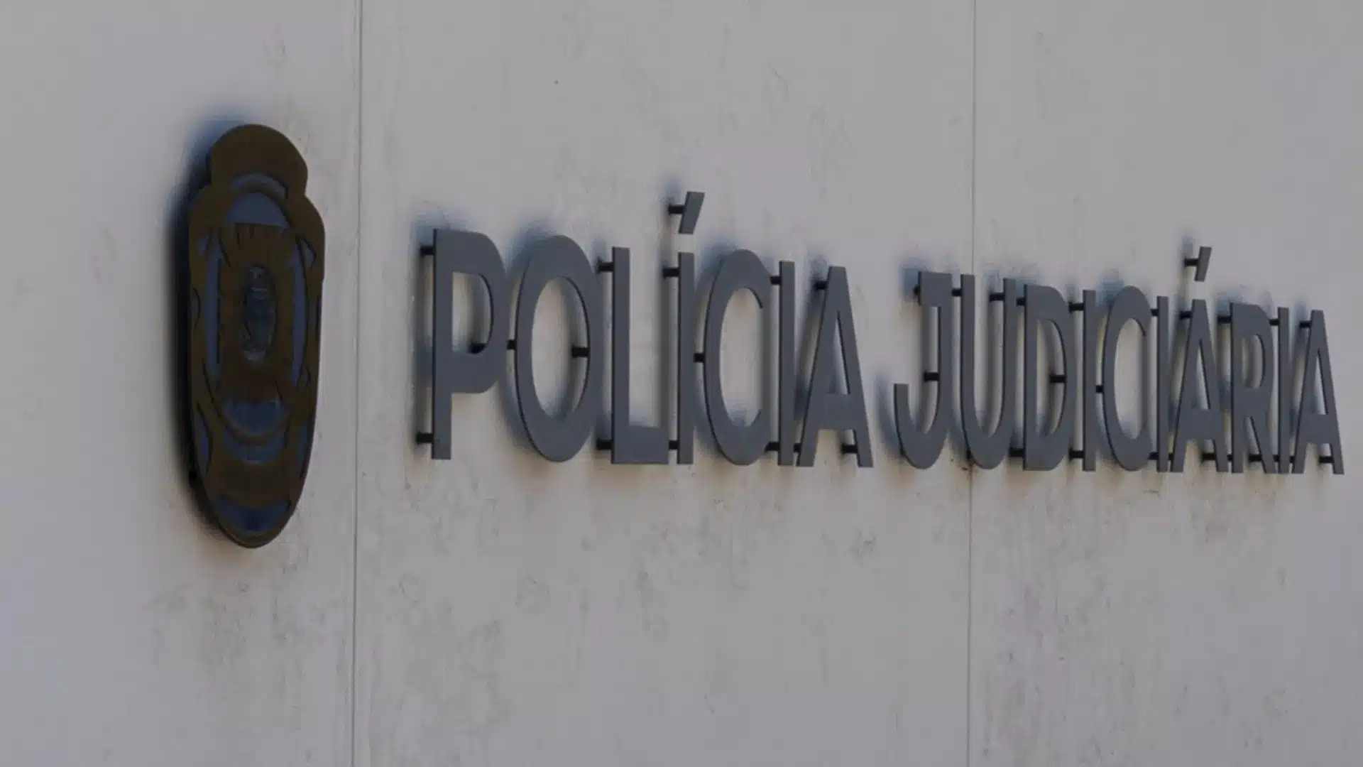 Étudiant en sursis arrêté pour tentative d'homicide à Porto