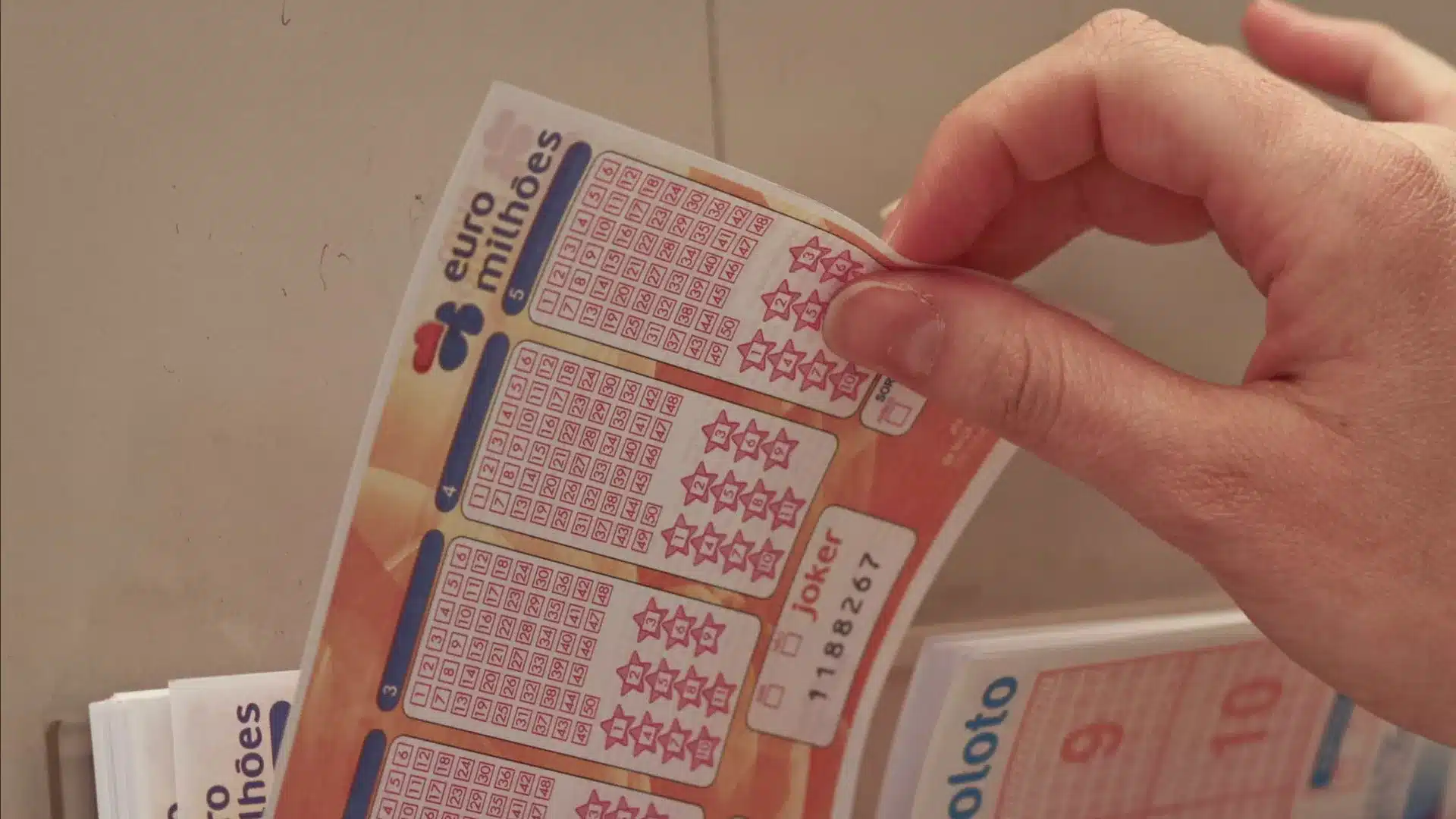 Euromillions : Jackpot augmente, mais il y a 2 prix de 161.000€ pour le Portugal.
