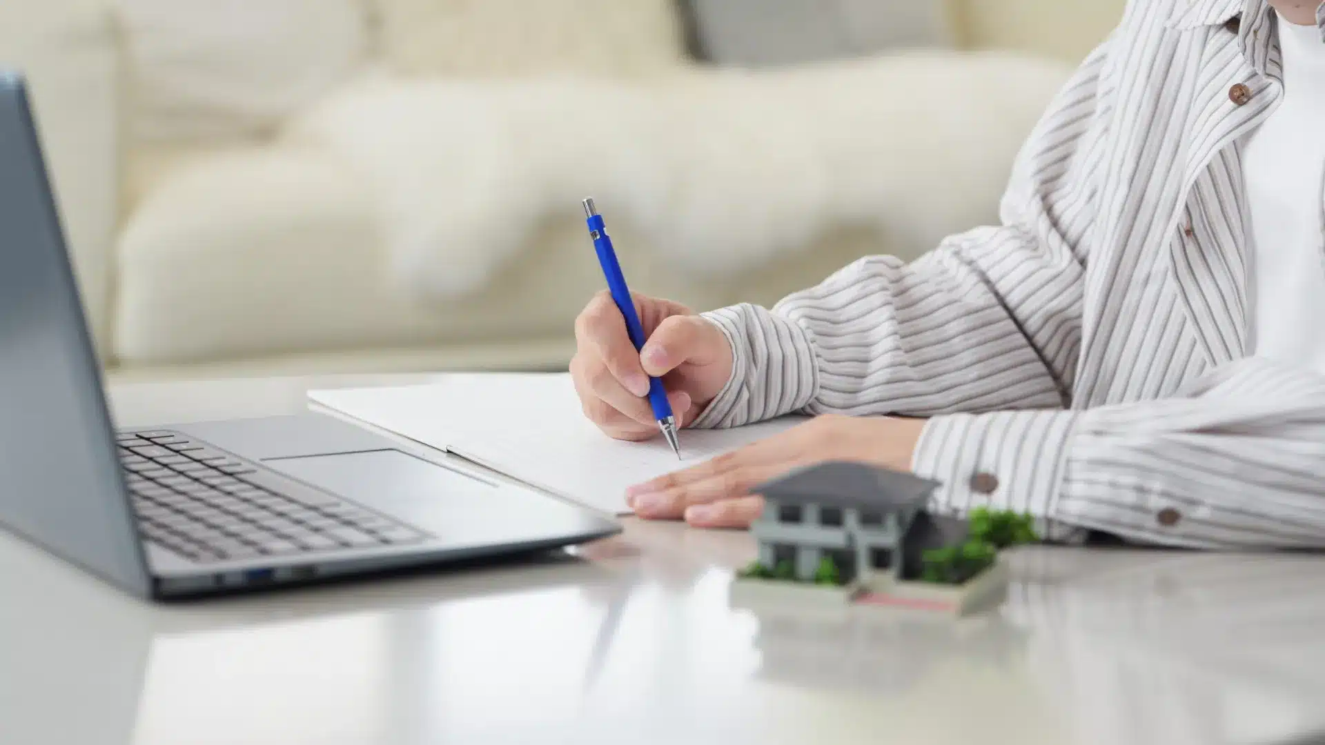 Fisco alerte sur des messages frauduleux demandant des paiements indus.