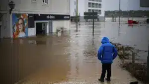 Gondomar active le Plan municipal d'urgence de protection civile.