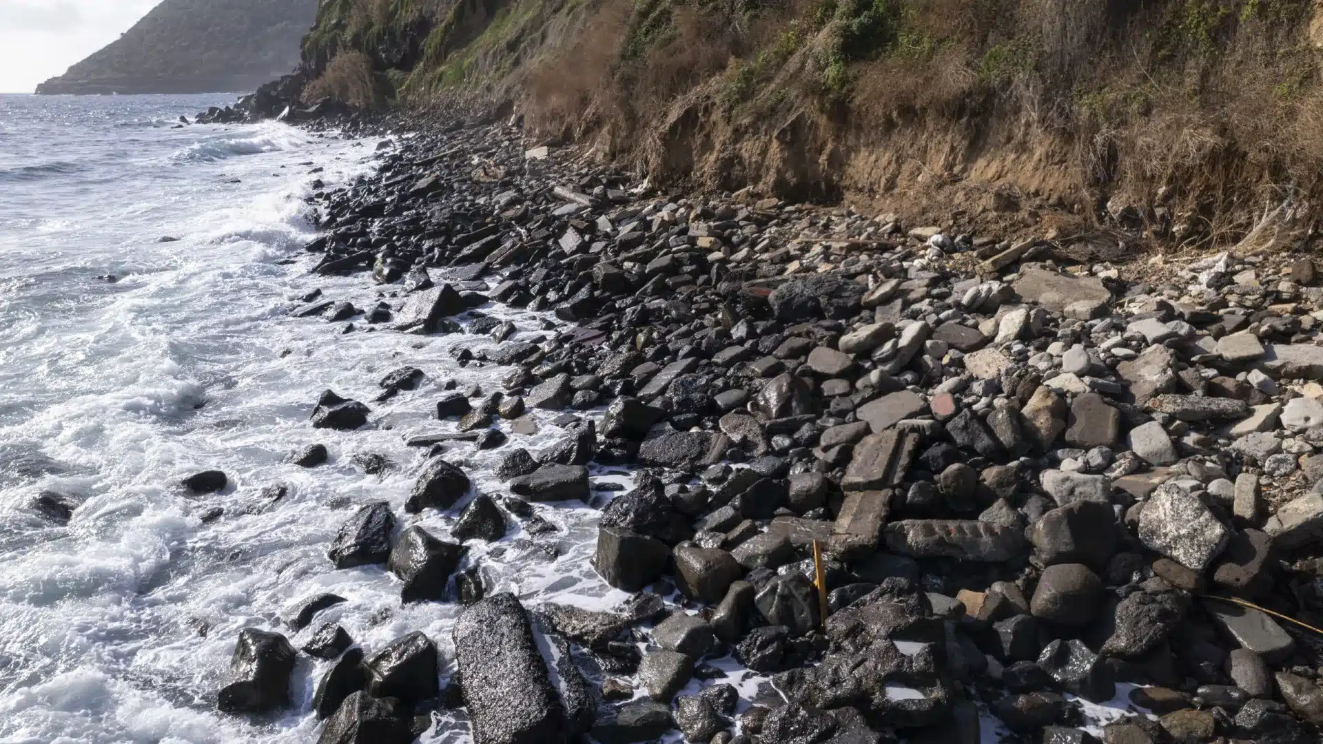 Groupe occidental avec une alerte rouge mercredi en raison de l'agitation maritime.