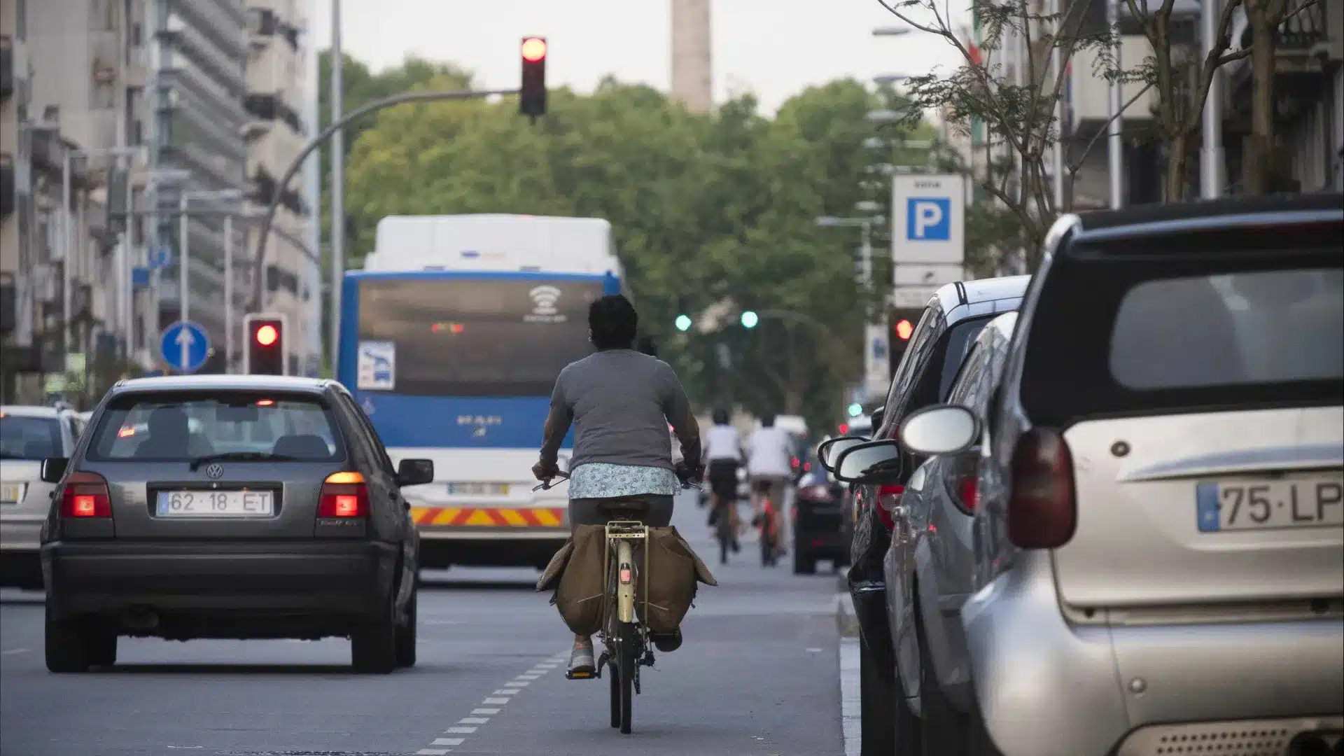La CDU accuse la Chambre de Porto de "décision à la volée" pour l'Avenida da Boavista.