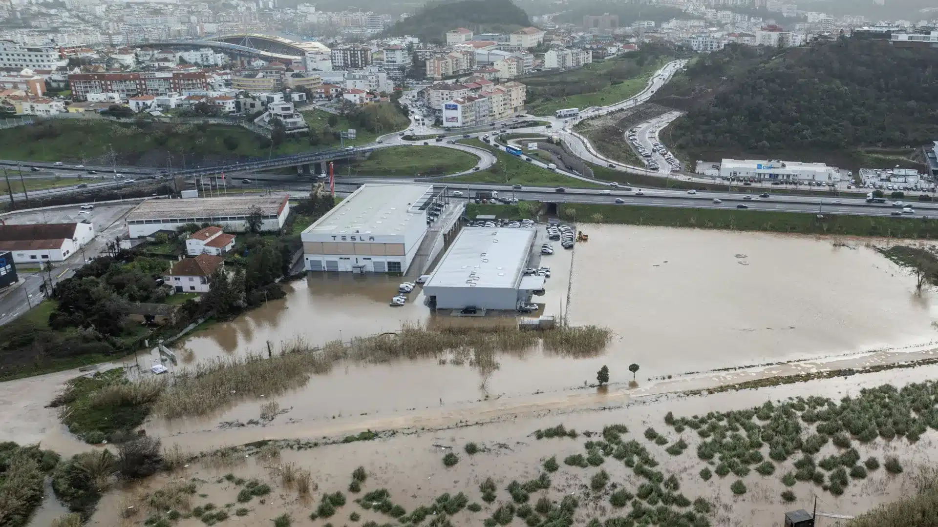 La CIM de Leiria assume les coûts pour maintenir l'exemption de péages dans la région.