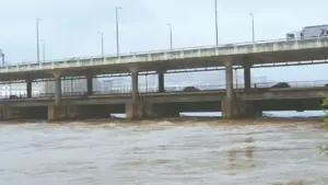 La digue qui a rompu sur le Mondego est (provisoirement) réparée. Et le reste ?