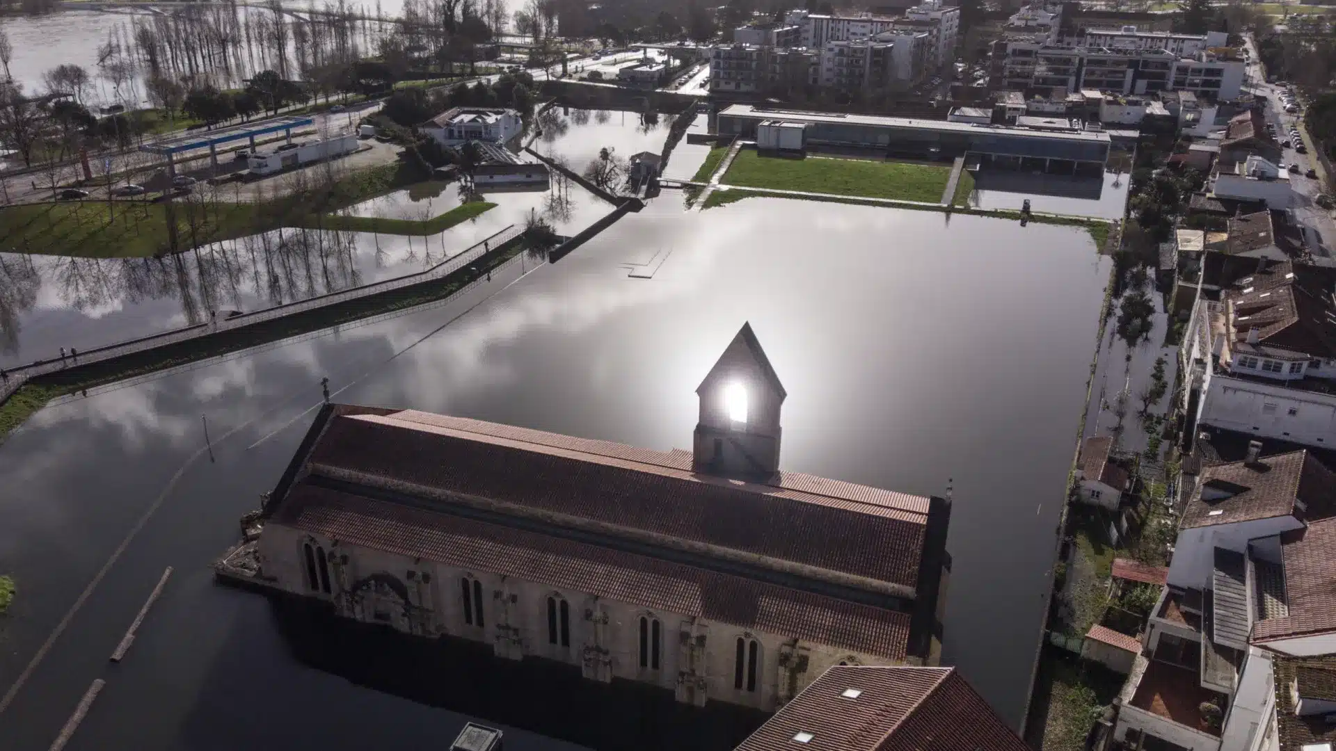 La diminution de la pluie "atténue les situations" qui continuent de préoccuper.