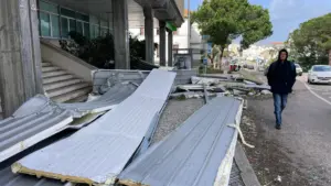 La mairie de Borba envoie plus de cinq mille tuiles pour soutenir la population.