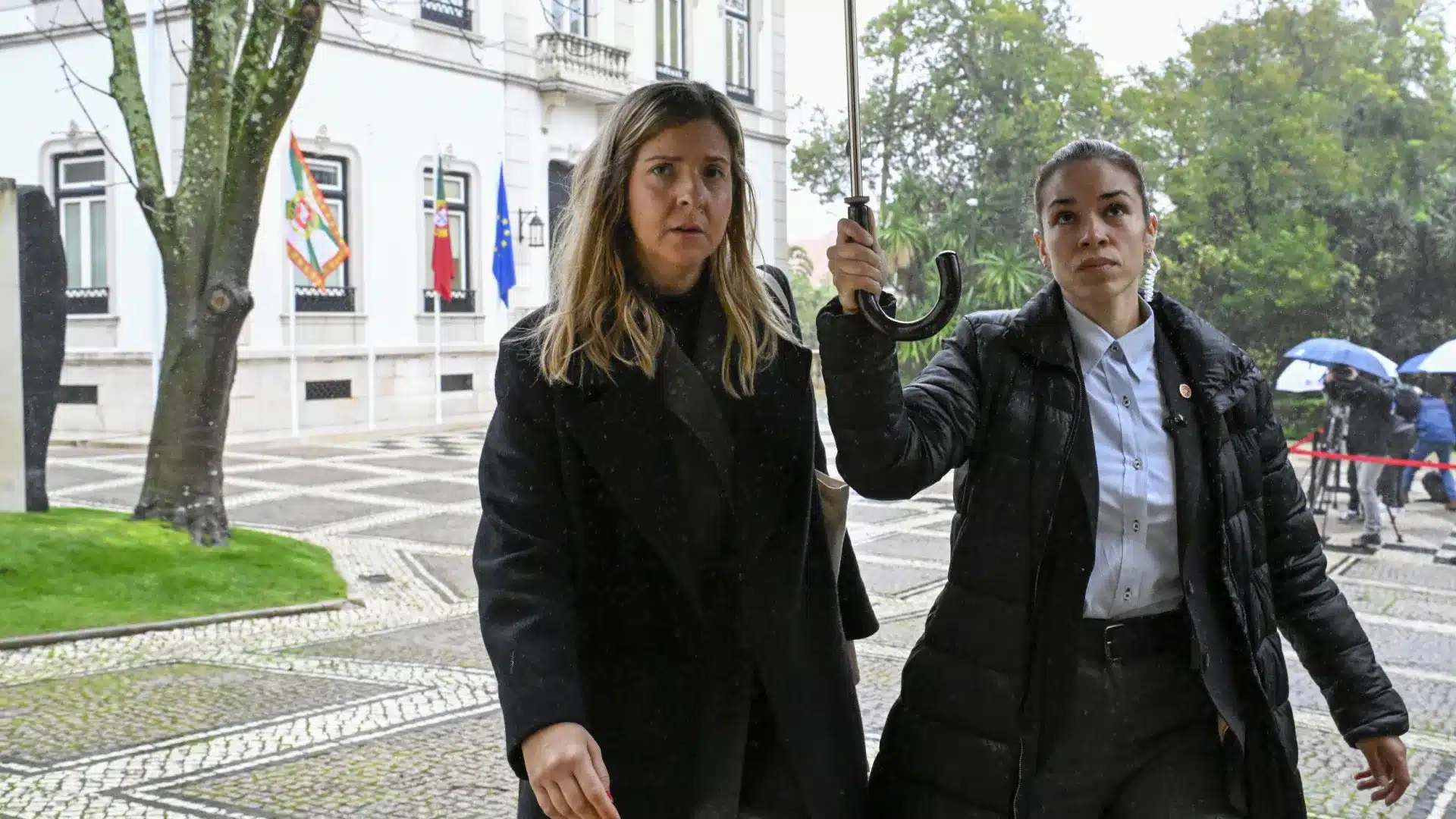 La ministre s'engage au financement pour le Palais de Mafra.