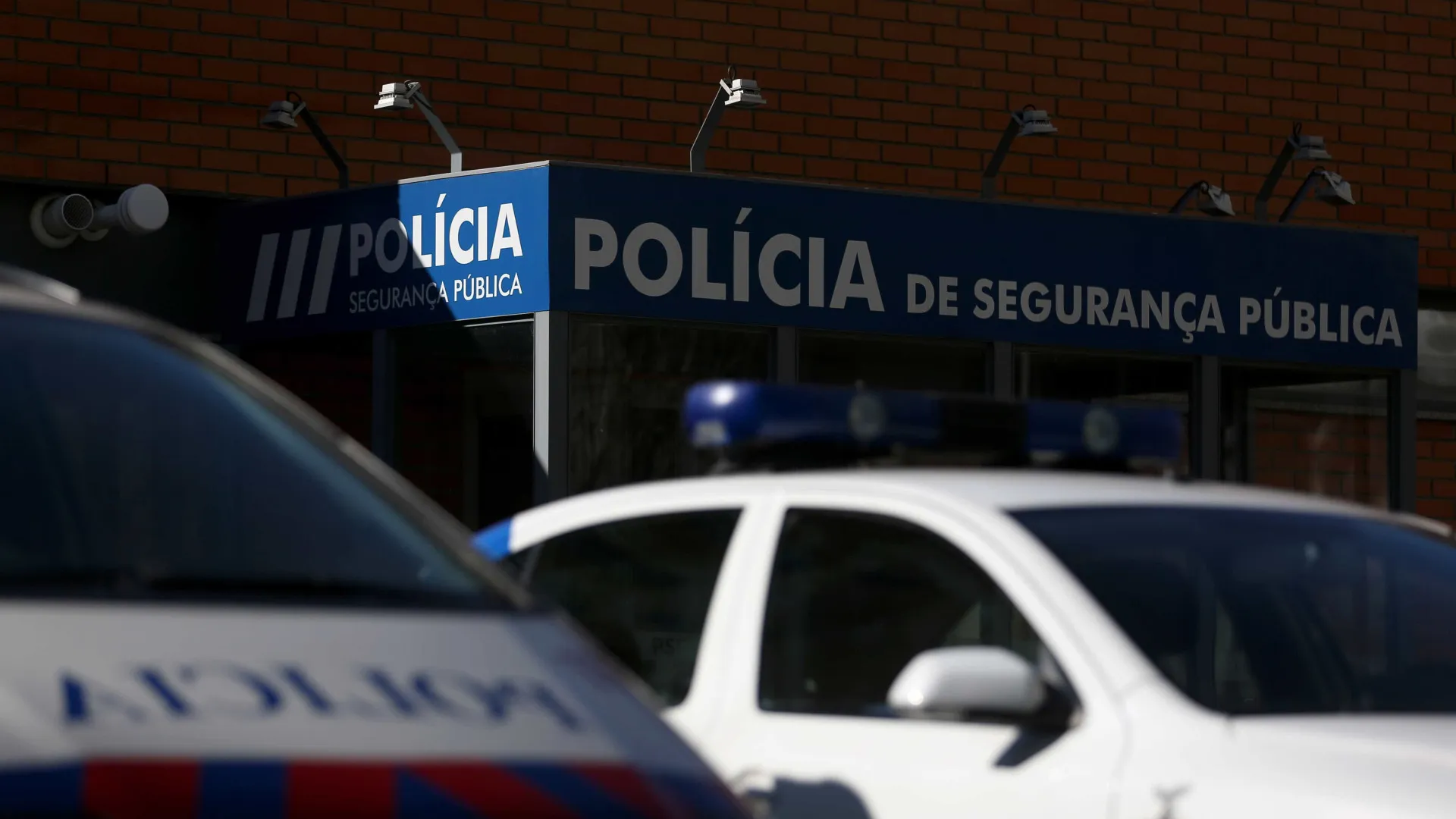 La PSP arrête deux trafiquantes de drogue pour exécution d'une peine de 6 ans.