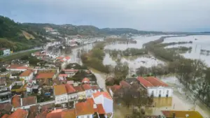 La reprise à Santarém fait face à des routes coupées et à des dommages de "nombreux millions".
