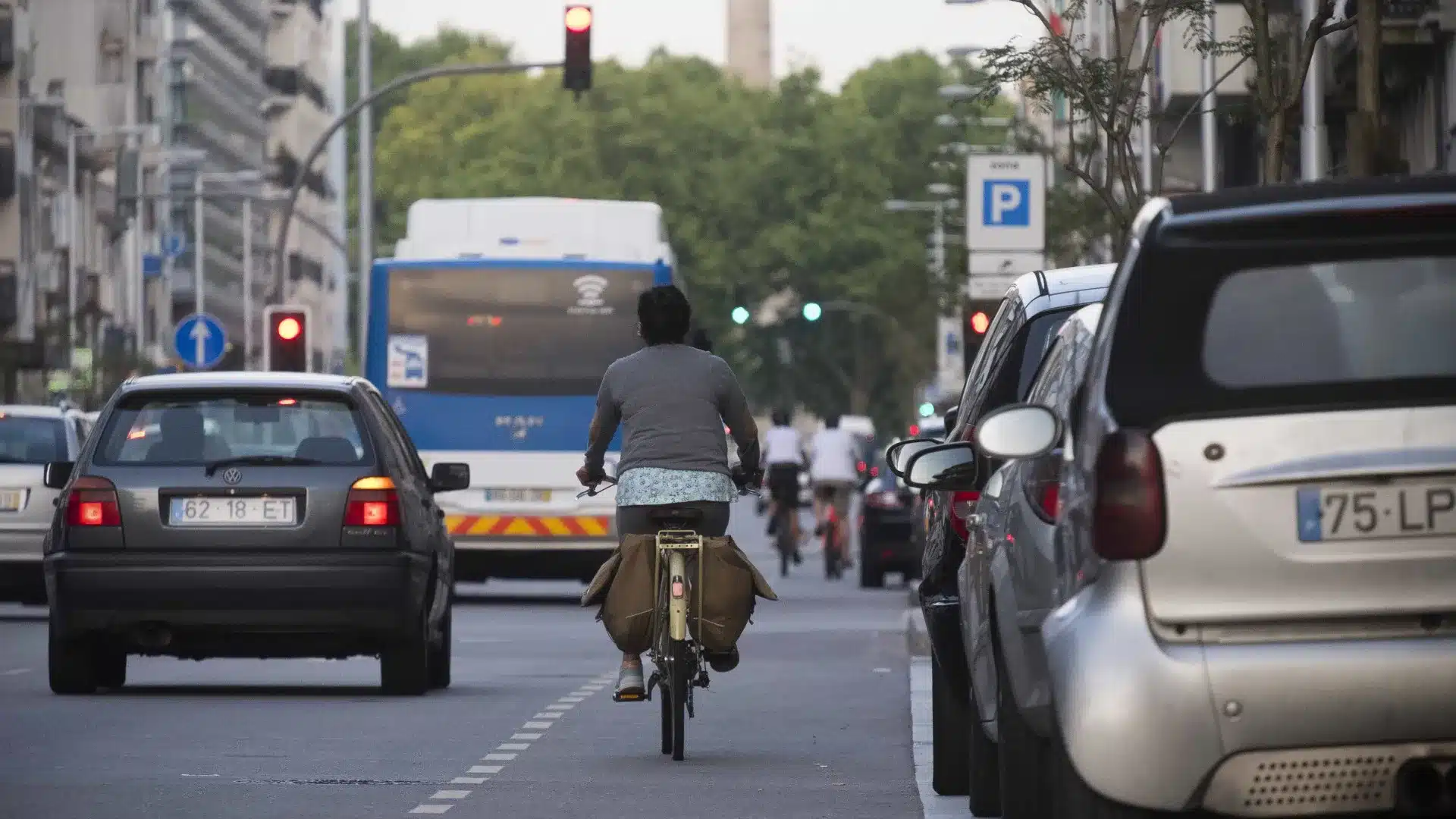 La voie droite de l'Avenida da Boavista sera limitée à 30 km/h.