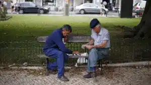 L'âge médian s'élève à 44,9 ans. Le Portugal est l'un des pays les plus vieillissants.