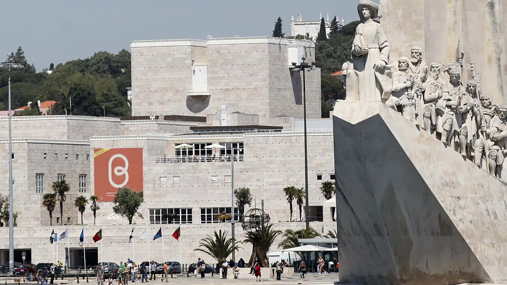 Le CCB et l'Opart remettent les recettes du concert à des institutions de Leiria.