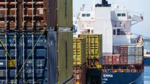 Le commerce de biens du G20 croît en 2025, les exportations augmentent de 5,3 %.