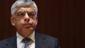 Le leader de la CIP déclare que "les politiques commencent à changer" mais qu'il est difficile de faire des changements.