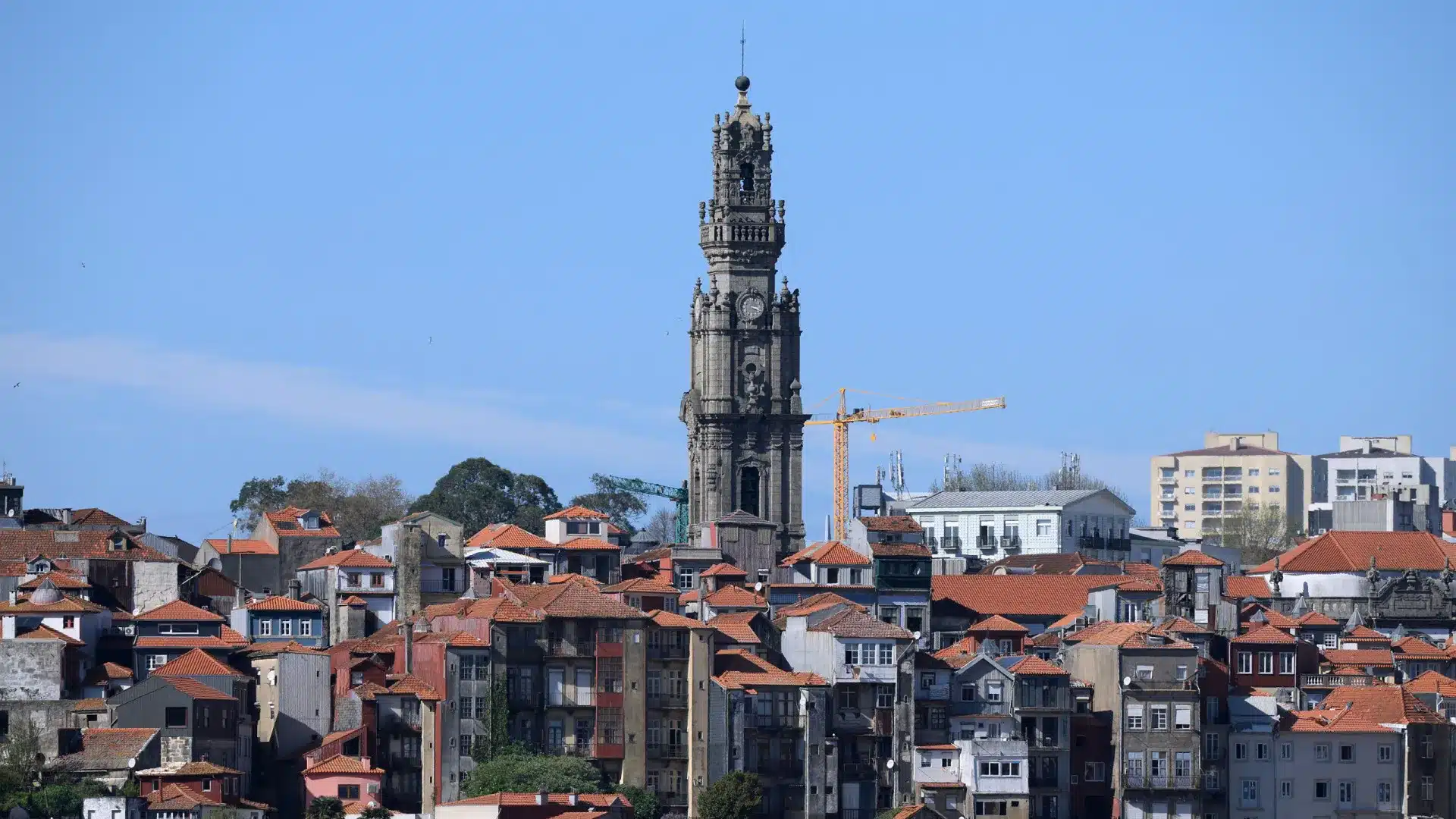 Le patrimoine mondial a changé Porto mais a aggravé les risques, disent les experts.