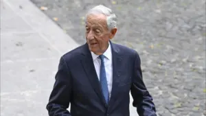 Le président souhaite rendre visite aux troupes en Afrique à la fin de son mandat.