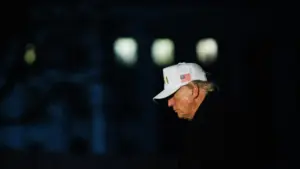 Le prix du pétrole chute de 3% après que Trump a déclaré qu'il espérait un accord avec l'Iran.