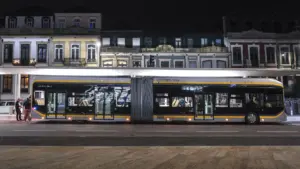 Le service de métrobus de Porto commence le 28.