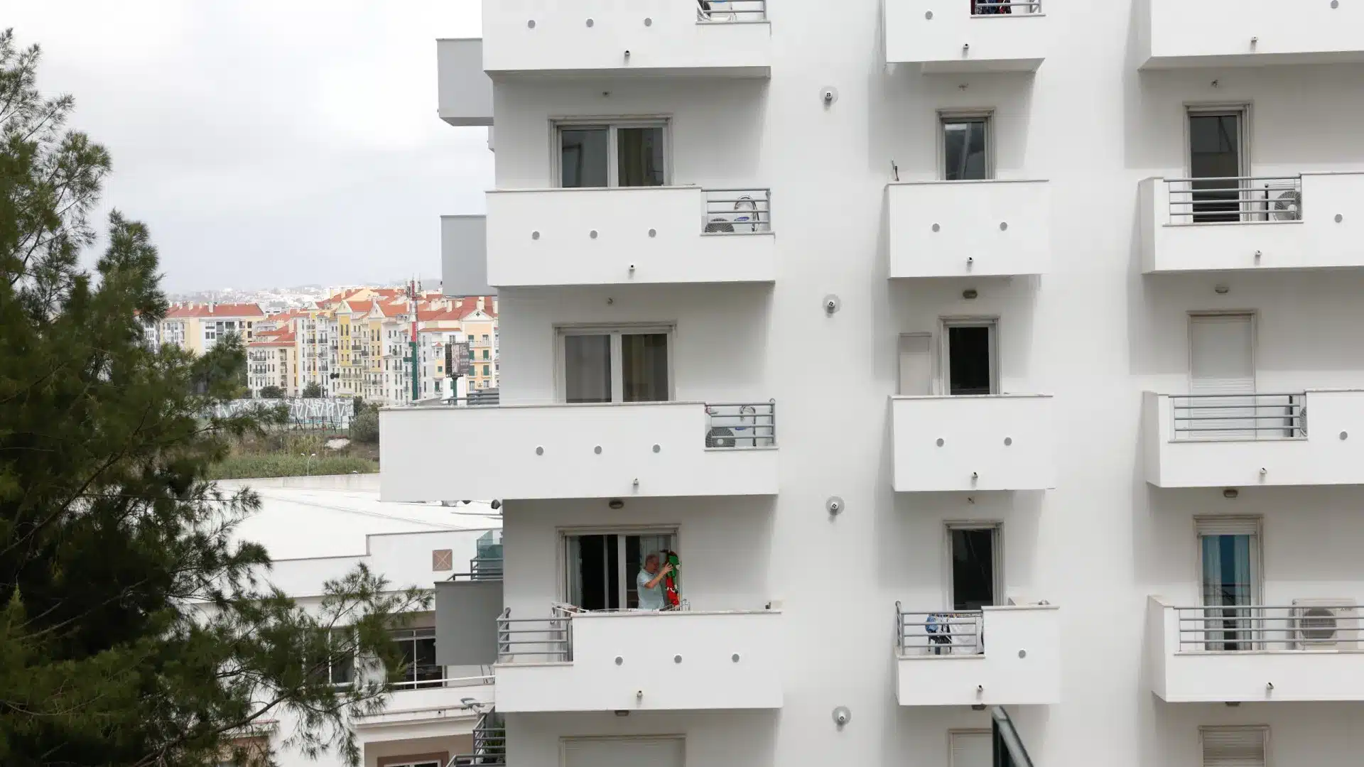 Le taux Euribor baisse à trois, six et douze mois.