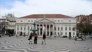 Le Teatro Nacional D. Maria présente "Filodemo", de Camões, à l'occasion de la Journée du Théâtre.