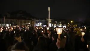 Leiria se réunit en veillée pour rendre hommage aux victimes du mauvais temps