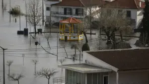 Les courtiers d'assurances défendent un fonds de catastrophes avec l'État et les assureurs.