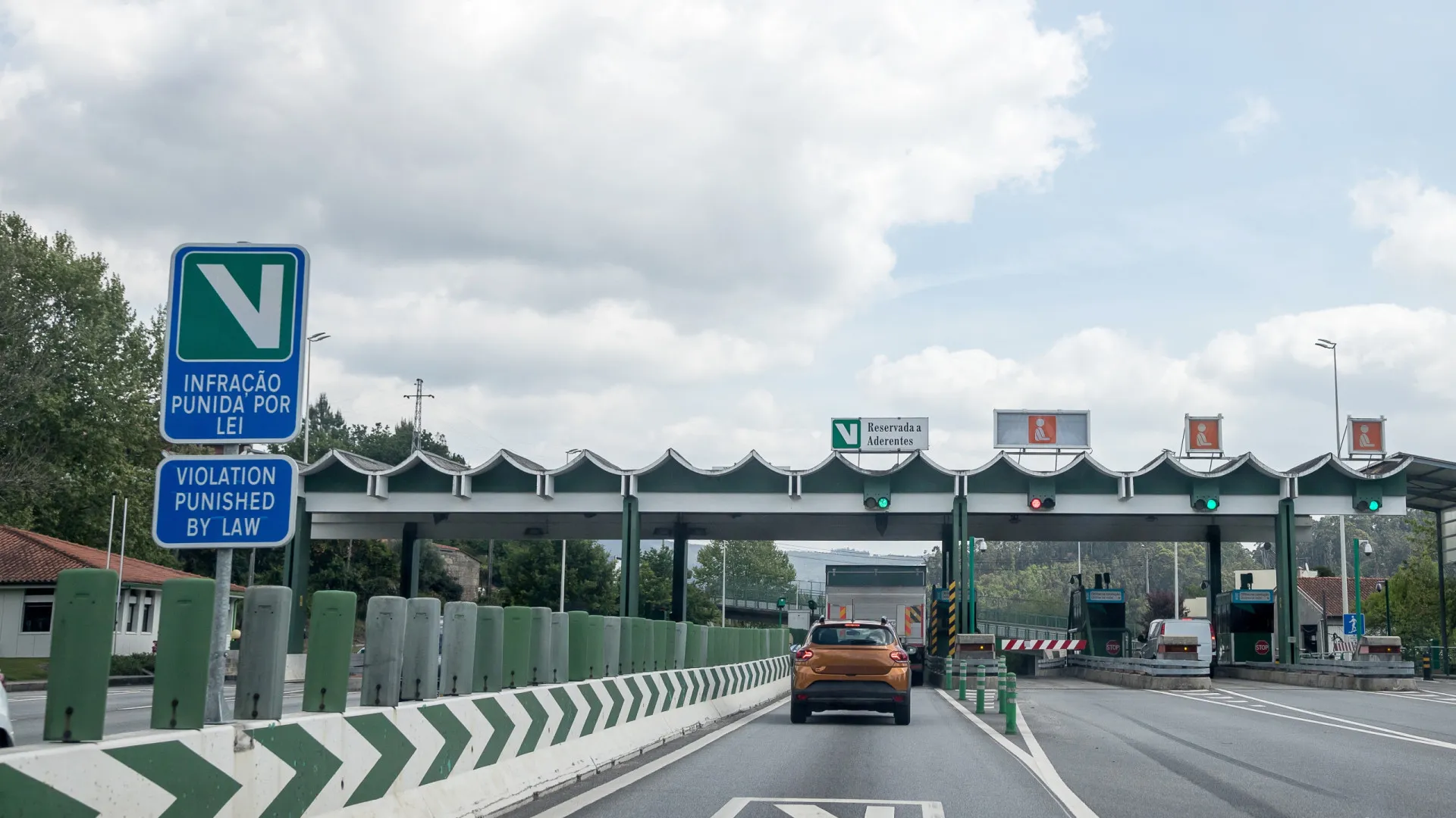 L'exemption de péages est déjà en vigueur. Rappelez-vous ici où elle s'applique.