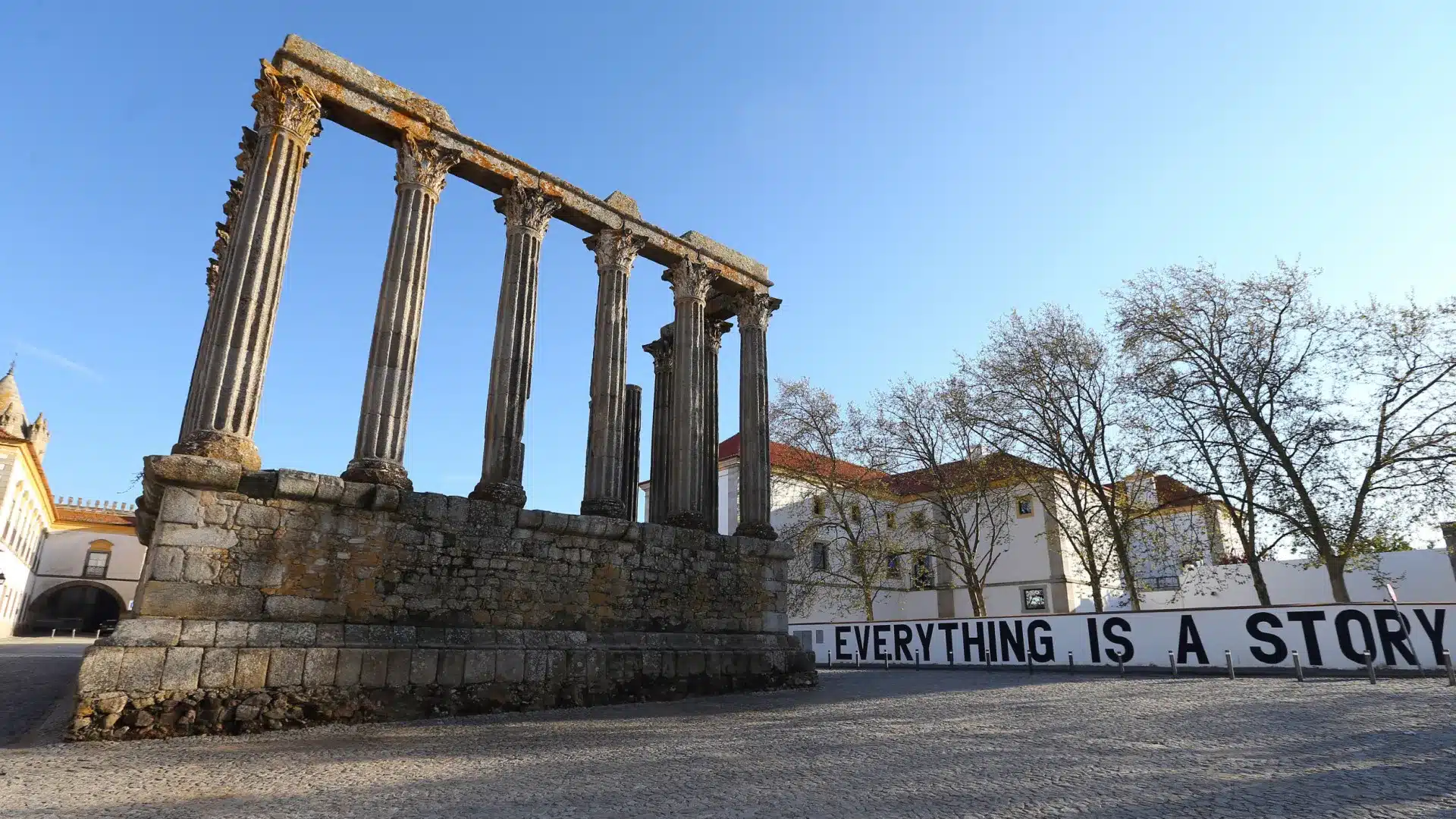 L'exposition emmène à Évora 50 œuvres d'artistes lusophones de la collection Fondation PLMJ.